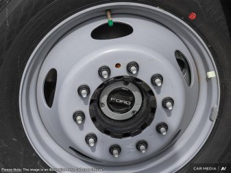 2025 Ford F-550 Super Duty DRW XLT  - Diesel Engine - Image 6