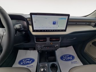2025 Ford Maverick Lariat  - Sunroof - Tow Package - Image 12