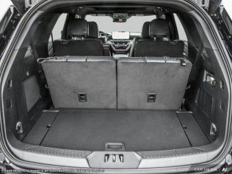 2025 Ford Explorer ST - Image 6