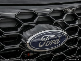 2025 Ford Explorer ST - Image 8