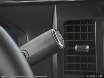 2025 Ford F-350 Super Duty LARIAT  - Moonroof - Image 14