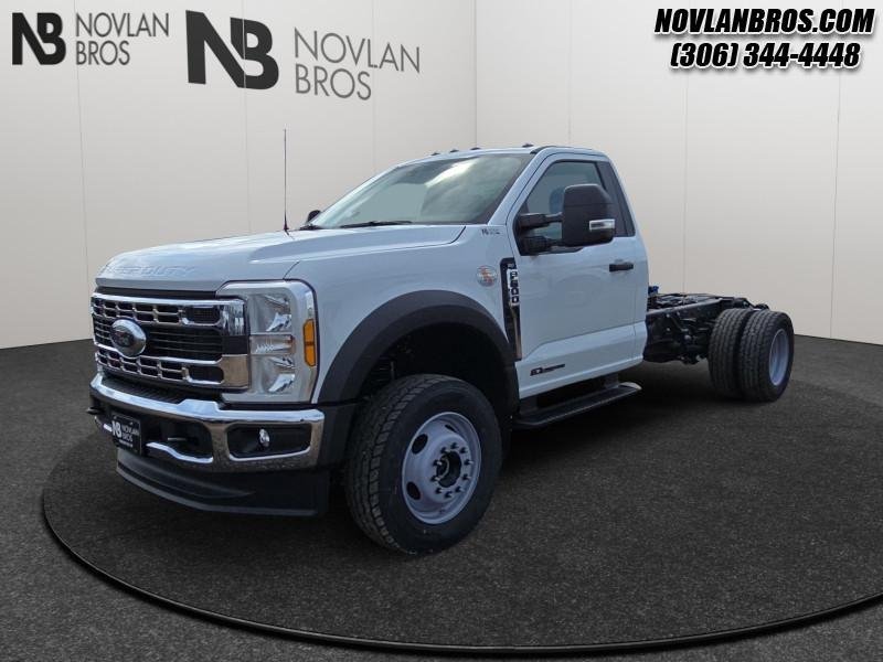 Ford F-600 Super Duty DRW XLT  - Diesel Engine 1FDFF6LT3SDA08747 121084