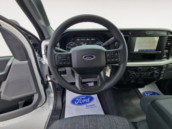 2025 Ford F-600 Super Duty DRW XLT  - Diesel Engine - Image 9
