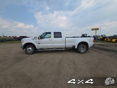 2013 Ford F-350 Super Duty LARIAT  - Diesel Engine - Image 1