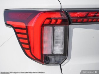 2025 Ford Explorer Active  - Activex Seats - Image 10