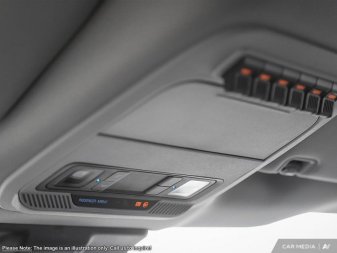2025 Ford F-350 Super Duty XLT  - Diesel Engine - Image 18