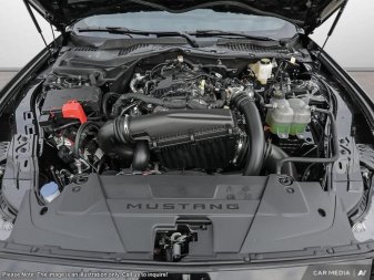 2025 Ford Mustang EcoBoost - Image 5