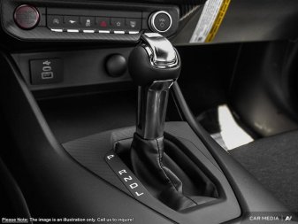 2025 Ford Mustang EcoBoost - Image 16