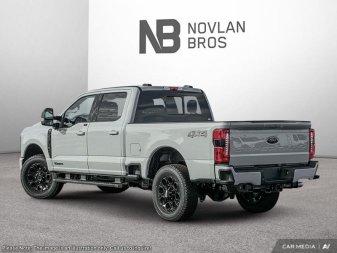 2025 Ford F-350 Super Duty LARIAT  - Moonroof - Image 3