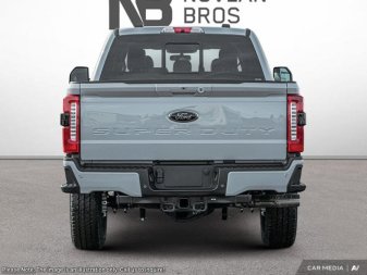 2025 Ford F-350 Super Duty LARIAT  - Moonroof - Image 4