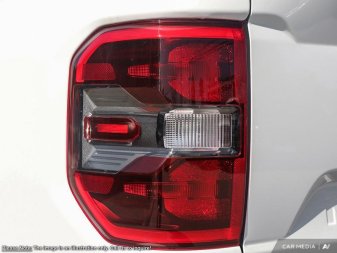 2025 Ford Maverick Lariat  - Sunroof - Tow Package - Image 10