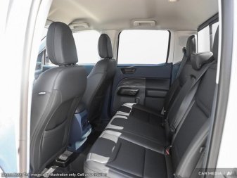 2025 Ford Maverick Lariat  - Sunroof - Tow Package - Image 20
