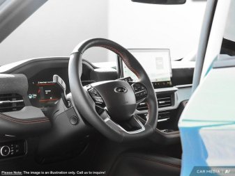 2025 Ford Explorer ST-Line  - Sunroof - Image 11