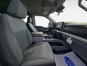 2025 Ford F-350 Super Duty XLT  - Diesel Engine - Image 13