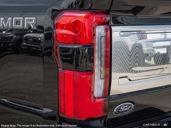 2025 Ford F-350 Super Duty PLATINUM  - Sunroof - Image 10
