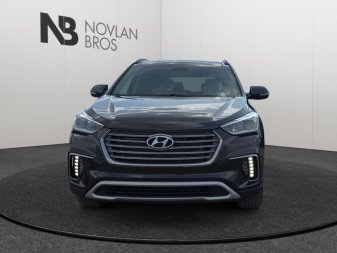 2017 Hyundai Santa Fe XL Luxury with 6 Seats - Image 5