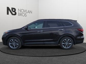 2017 Hyundai Santa Fe XL Luxury with 6 Seats - Image 7