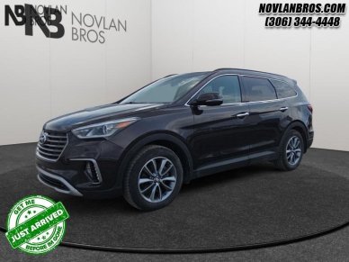 2017 Hyundai Santa Fe XL Luxury with 6 Seats - Image 0