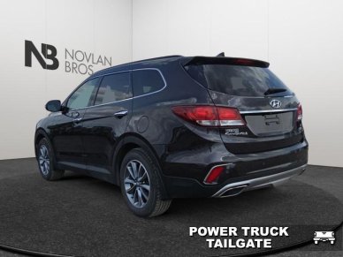 2017 Hyundai Santa Fe XL Luxury with 6 Seats - Image 2