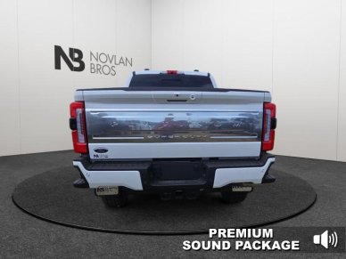 2025 Ford F-350 Super Duty PLATINUM  - Sunroof - Image 4