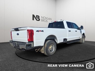 2023 Ford F-350 Super Duty XL  - Diesel Engine - Image 4