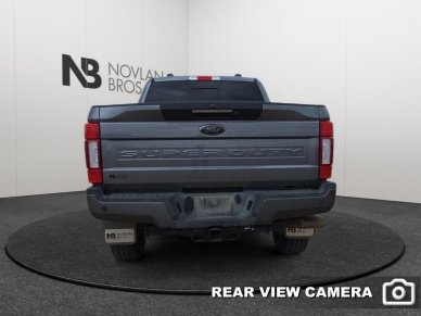 2022 Ford F-350 Super Duty Lariat  - Power Stroke - Image 3