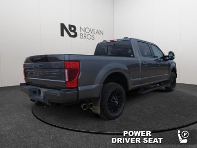 2022 Ford F-350 Super Duty Lariat  - Power Stroke - Image 4