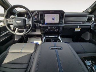 2025 Ford F-350 Super Duty PLATINUM  - Moonroof - Image 9