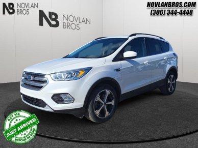 2017 Ford Escape SE  - Heated Seats - Navigation - Image 0