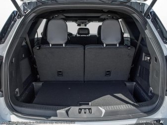 2025 Ford Explorer ST - Image 6