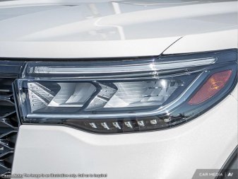 2025 Ford Explorer ST - Image 9