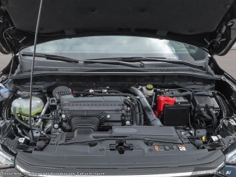 2025 Ford Escape ST-Line Select   - Tech Package - Image 5