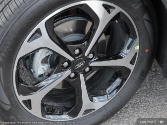 2025 Ford Escape ST-Line Select   - Tech Package - Image 7