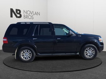 Ford Expedition XLT  - Alloy Wheels 1FMJU1J5XCEF27667 122109