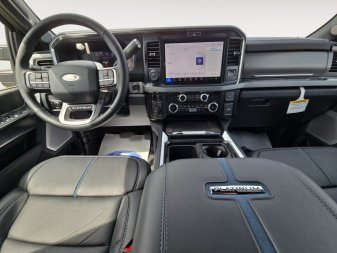 2025 Ford F-350 Super Duty PLATINUM  - Moonroof - Image 9