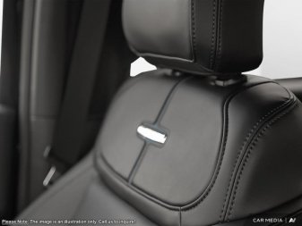 2025 Ford F-450 Super Duty PLATINUM  - Sunroof - Image 19