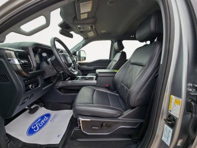 2024 Ford F-350 Super Duty Lariat  - Navigation - Image 9