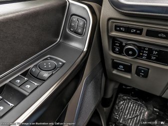 2025 Ford F-150 Platinum - Image 15