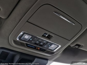 2025 Ford F-150 Platinum - Image 18