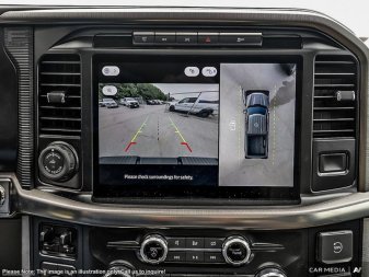 2025 Ford F-150 Platinum - Image 22