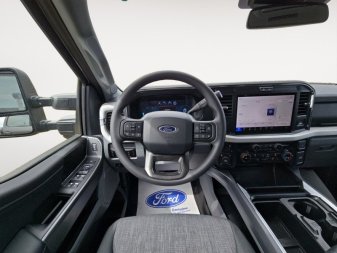 2025 Ford F-350 Super Duty XLT  - Diesel Engine - Image 11