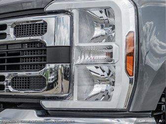2025 Ford F-350 Super Duty XLT  - Diesel Engine - Image 9