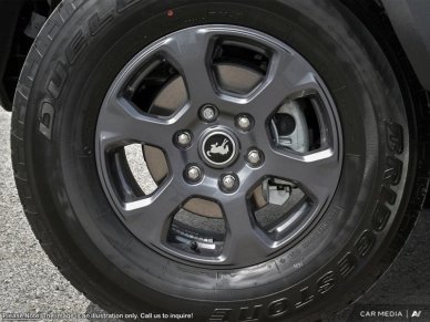 2025 Ford Bronco Big Bend  - Navigation - Image 6