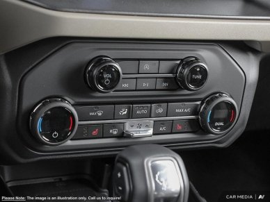 2025 Ford Bronco Big Bend  - Navigation - Image 21