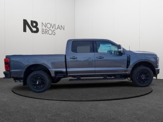 2025 Ford F-350 Super Duty XLT  - Diesel Engine - Image 6