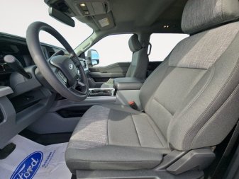 2025 Ford F-350 Super Duty XLT  - Diesel Engine - Image 8
