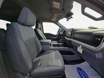 2025 Ford F-350 Super Duty XLT  - Diesel Engine - Image 13