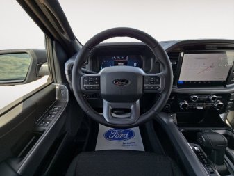 2025 Ford F-150 XLT - Image 11