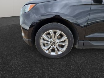 2023 Ford Edge Titanium  - Sunroof - Navigation - Image 14