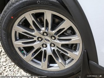 2025 Ford Explorer Platinum  - Sunroof -  Cooled Seats - Image 7